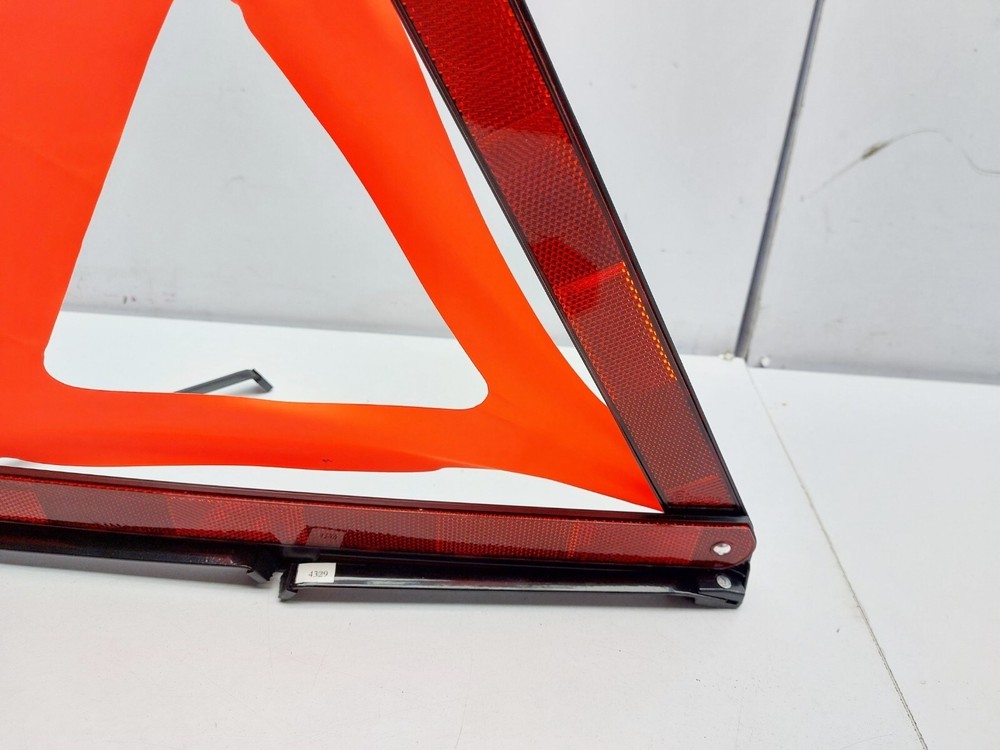 INFINITI EX30D HAZARD WARNING TRIANGLE 2012