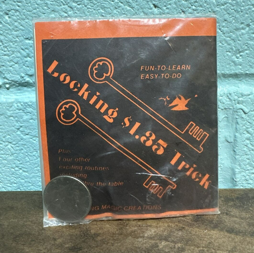 Vintage *RARE* Locking $1.35 Trick Magic Trick
