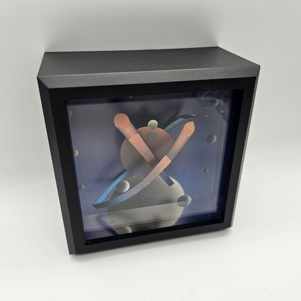 1987 Clever Clocks 3D Saturn Illusion Post Modern Quartz Tested