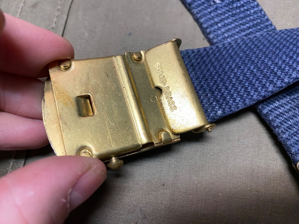 ORIGINAL WWII US NAVY OFFICER TROUSERS WAIST BELT-MEDIUM FITS TO A 34 WAST