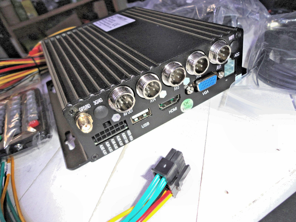 Falcon Electronics 4 CH Mobile mDVR + Cables + Remote + GPS Antenna / Never Used