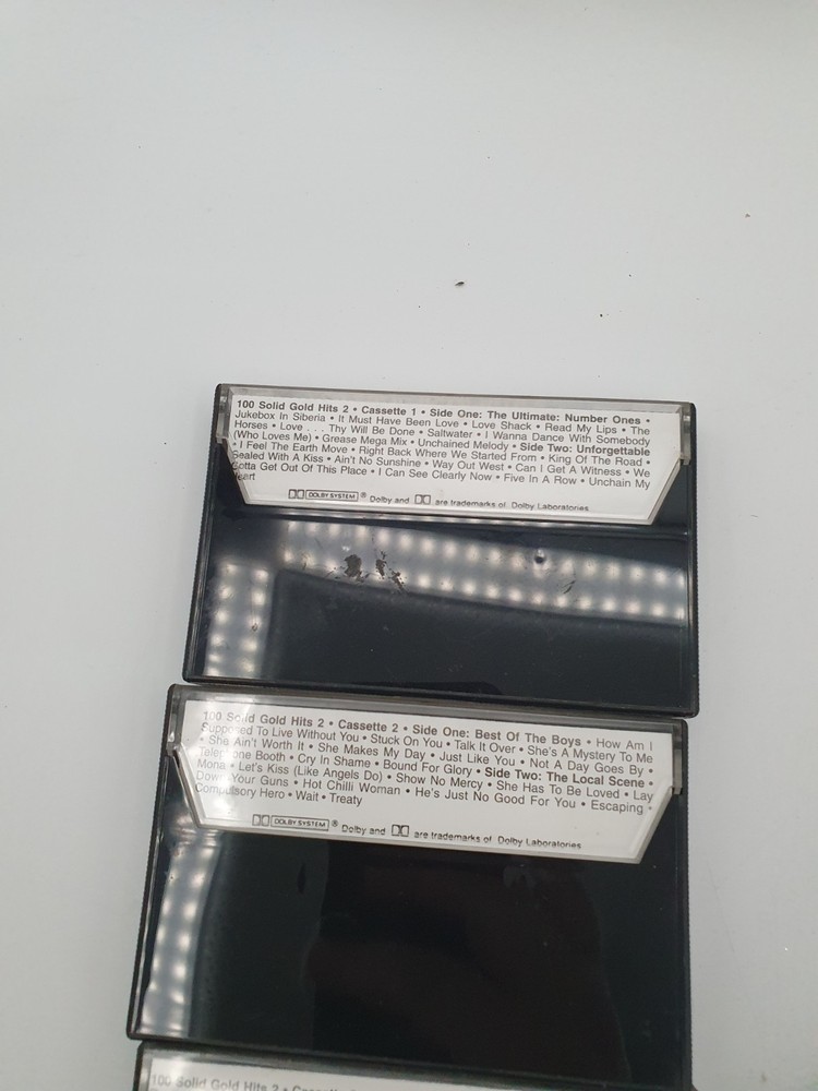 readers digest 100 solid gold hits cassettes x5 1-5 plus holder