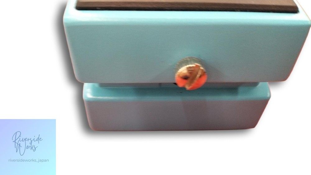 BOSS CE-2W Chorus Effects Pedal JP