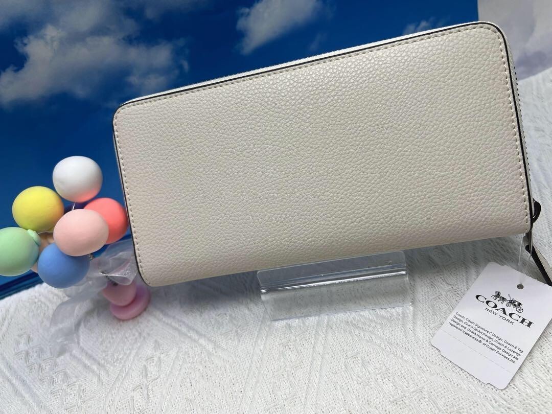 COACH x PEANUTS Snoopy Woodstock White Leather Zip Long Wallet 16122B