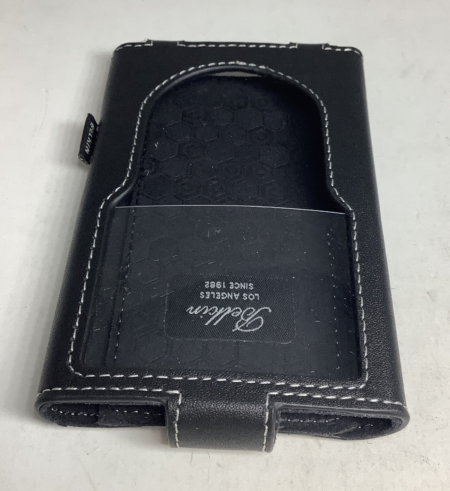 BELKIN Leather Case for iPod Classic 5G 6G 7G 30GB 60GB 80GB 120GB 160GB F8Z205