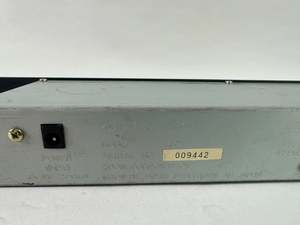 Zoom 1202 Multi-Effect Processor Untested