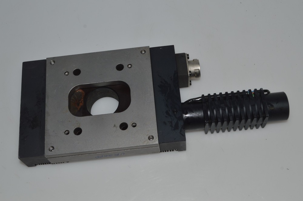 *TC* MICRO CONTROLE MOTORIZED LINEAR STAGE (TAF72)