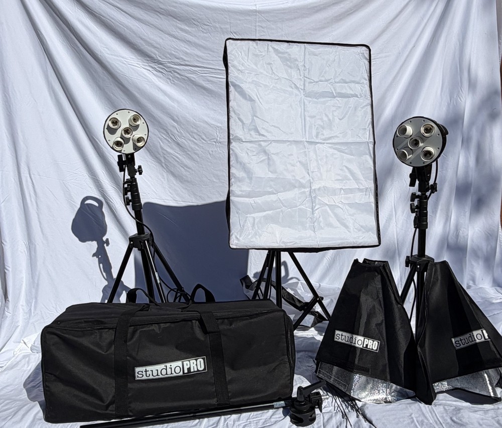 StudioPro Lighting Kit