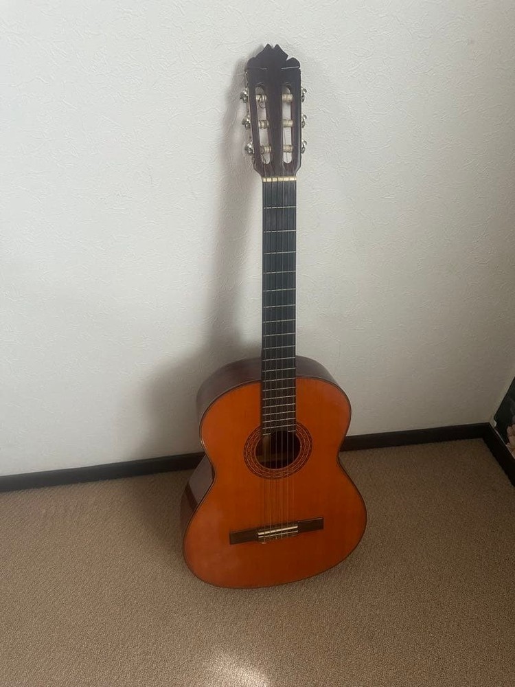 Grand Grand Classical Guitar
