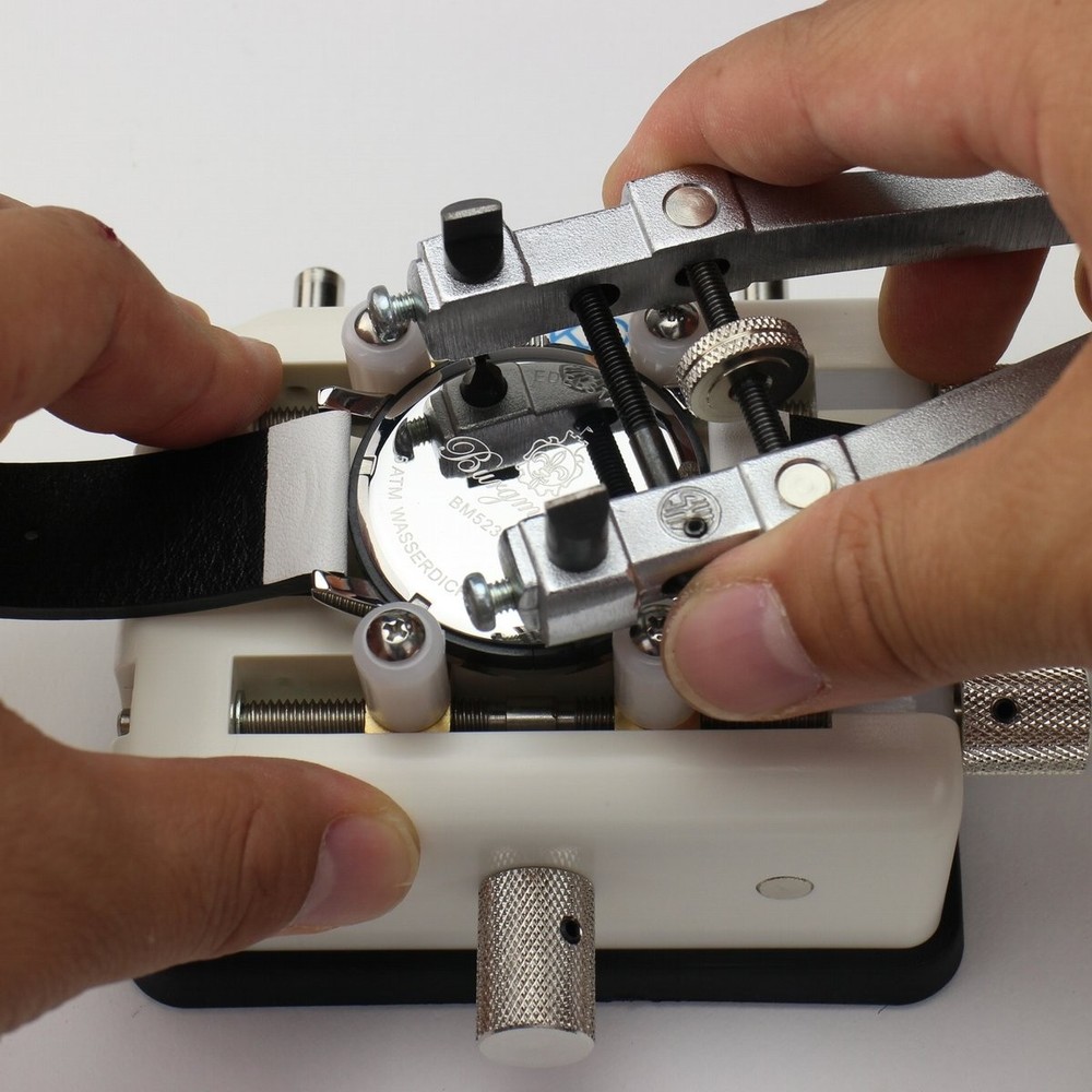 SEIKO Universal Case Holder S 212