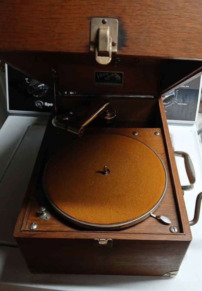 Victor's first portable "suitcase-style" phonograph