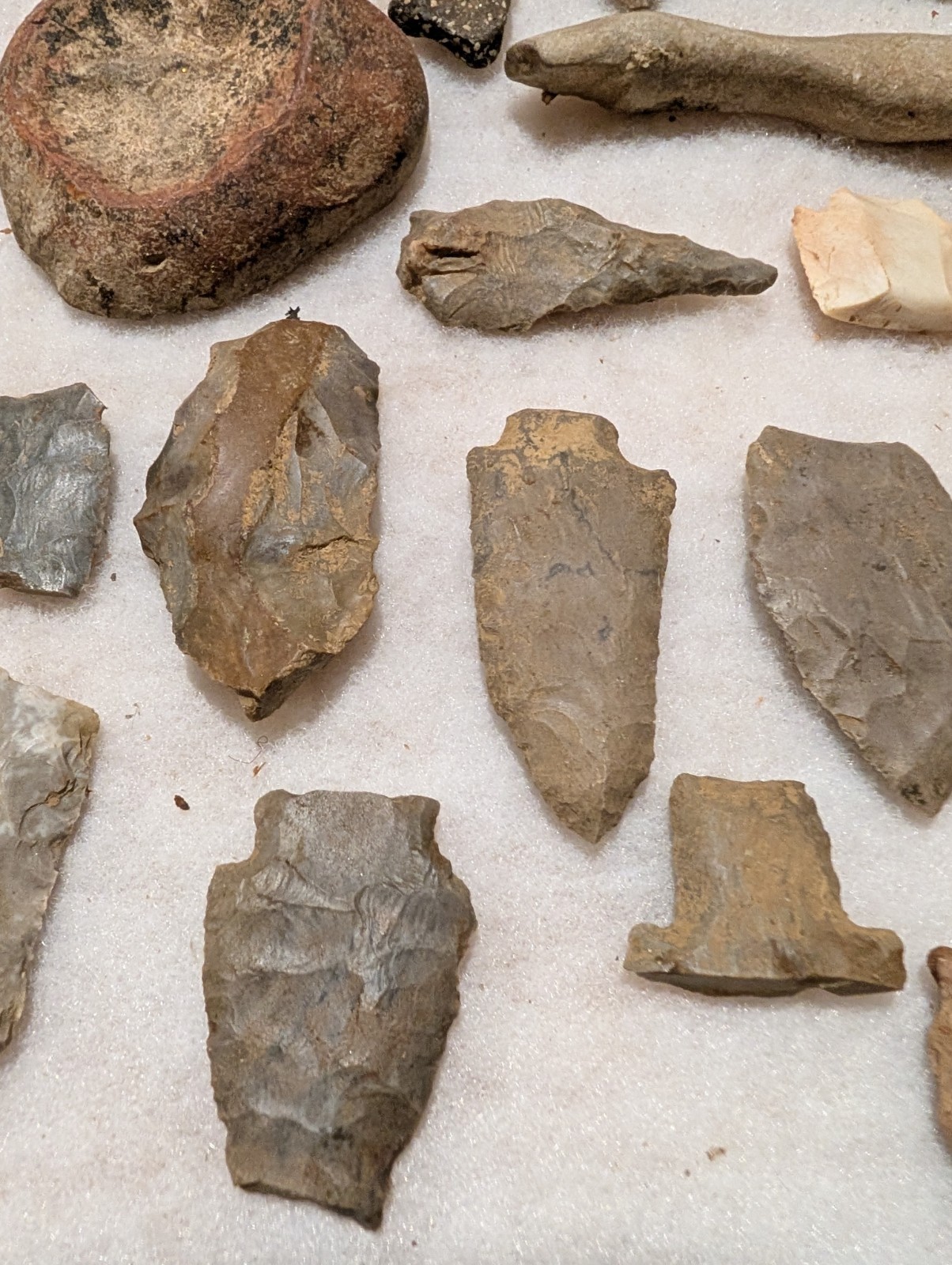 Authentic Indian Artifacts Arrowheads, (30 Assorted Artifacts NW Ala