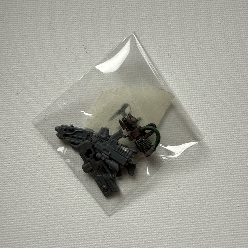 Warhammer 40k Space Marines Arms/Rifles Sets/Spare Bits /A9