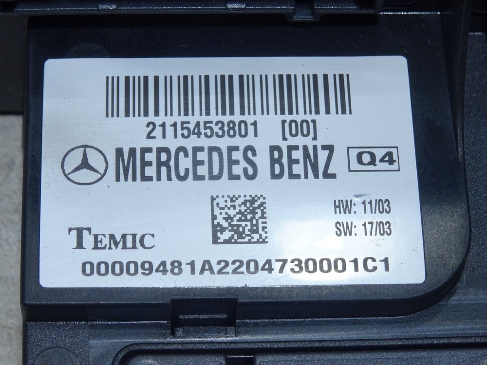 MERCEDES W211 E CLASS ENGINE BAY FUSE BOX SAM CONTROL MODULE A2115453801