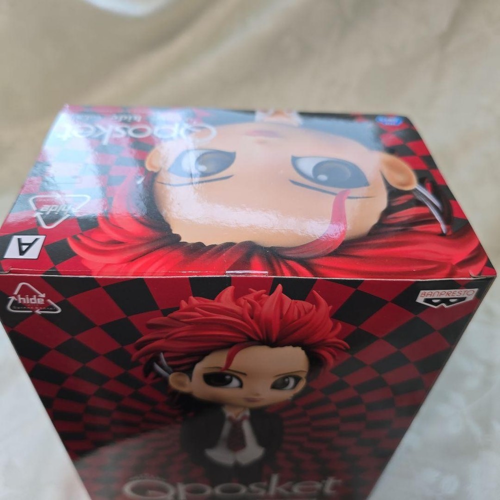 hide QPosket Figure A Normal Color