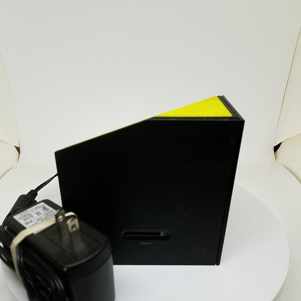 D-Link Boxee Box Digital HD Media Streamer With Adapter