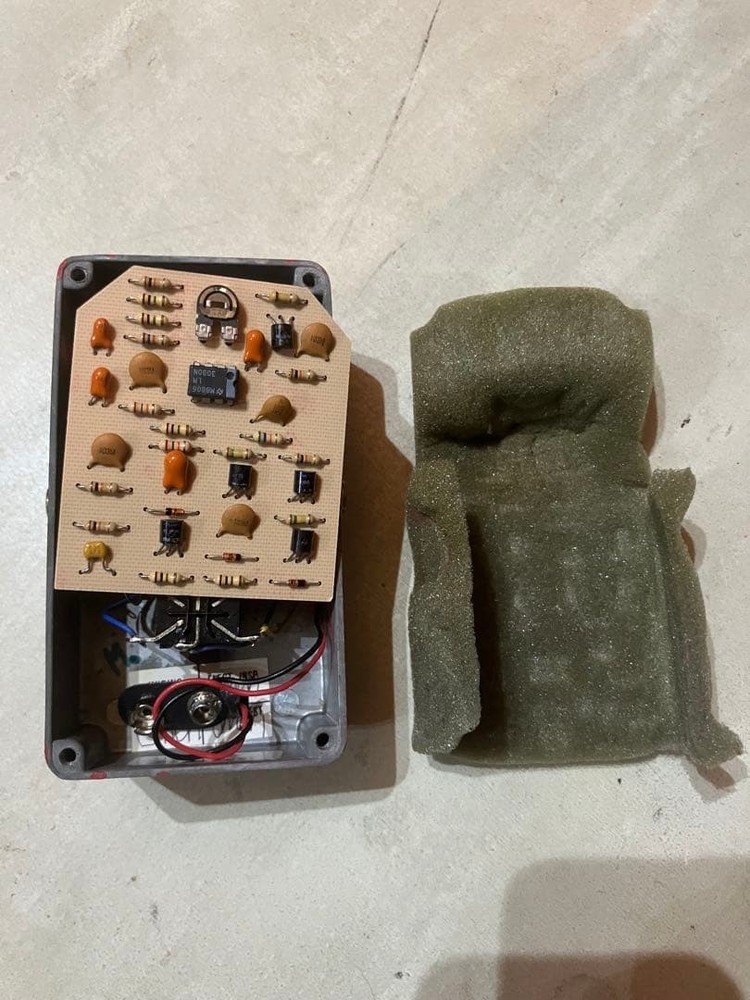 MXR Dyna Comp Guitar Effects Pedal 1983 Excellent Condition
