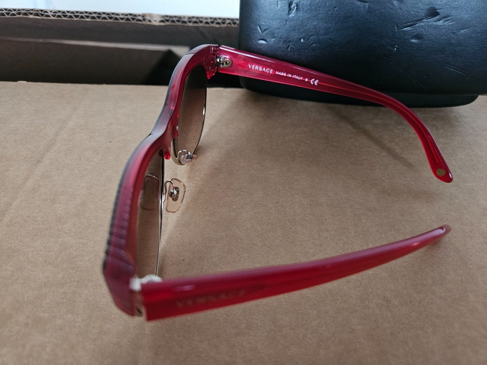 vendo un lentes versage