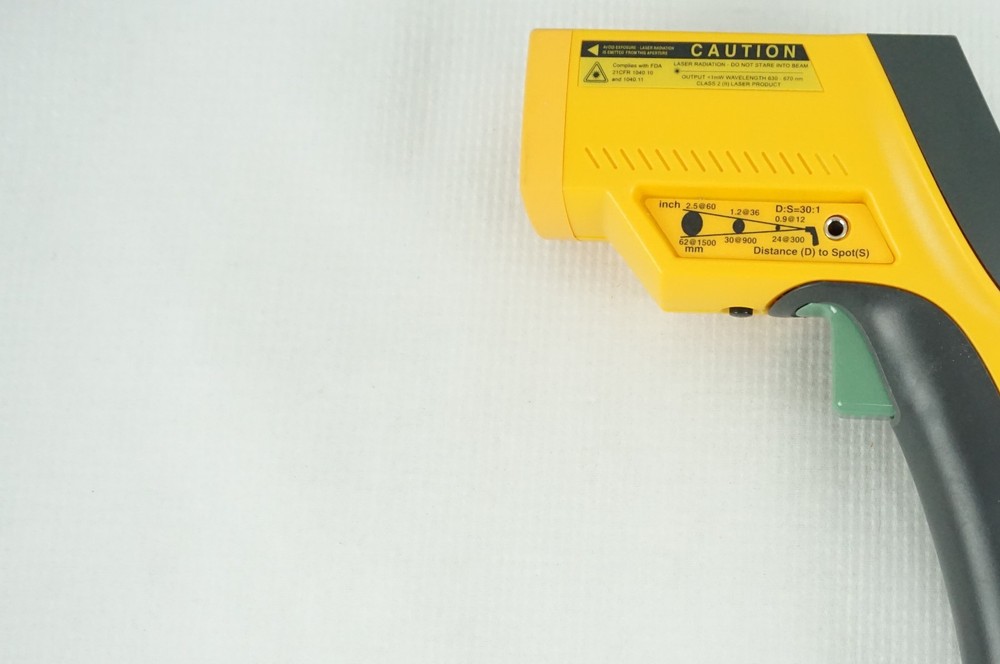 Fluke 66 IR Thermometer Infrared Laser Sighting Data Logger