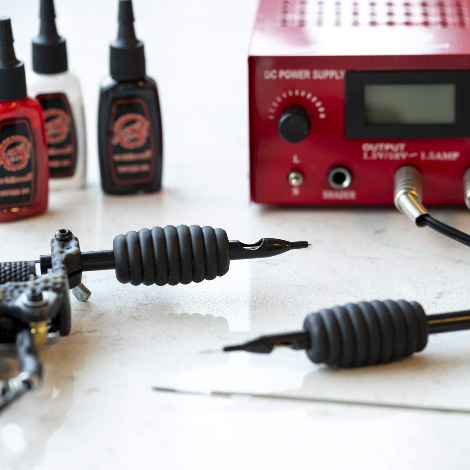 100 Piezas De Agujas Y Tubos Desechables Para Tatuajes 3/4 Grip Rl / Rs / M1