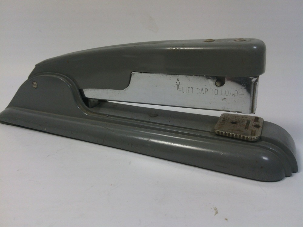 Swingline Gray Desk Stapler Model 27