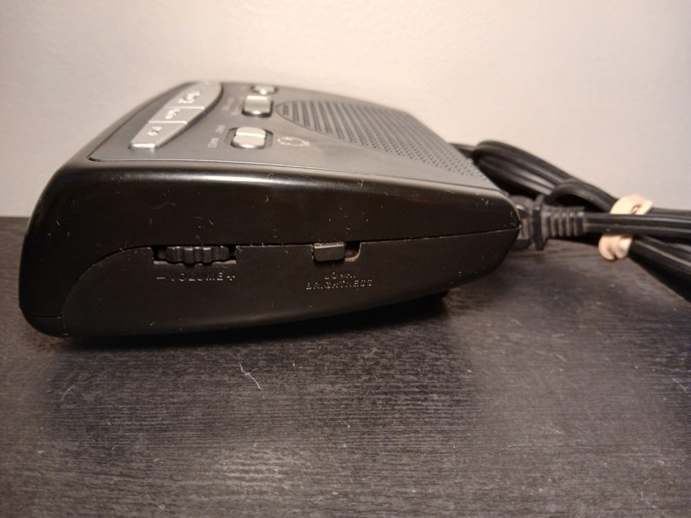 Vintage RCA RP5400A Multi-function Dual Alarm Clock AM/FM Radio Tested Works