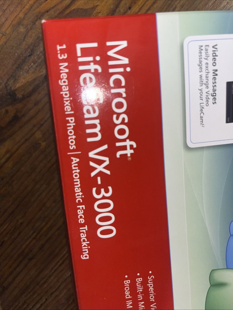 New! Microsoft LifeCam VX-3000 Webcam Model No:1076 (68A-00007) Computer Camera