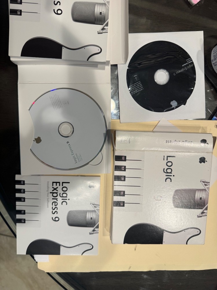 Apple Logic Express 9: Music Editing/Composing for Intel-based (Mac) retail key