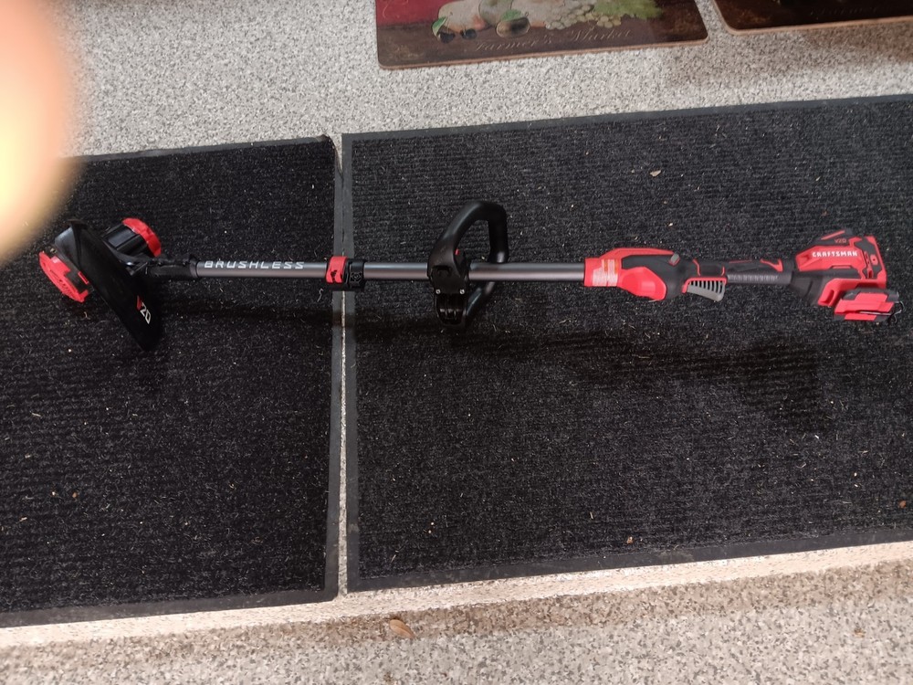 CRAFTSMAN V20* Brushless Cordless trimmer