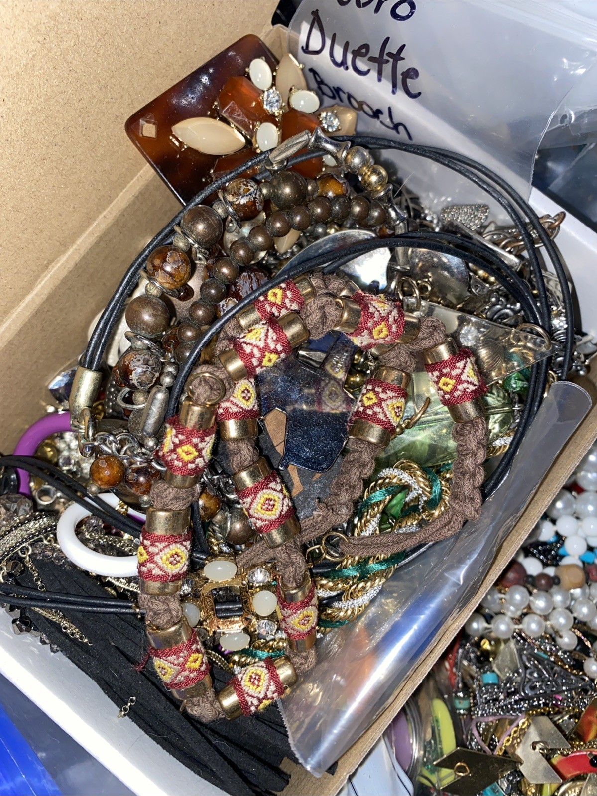 FREE SHIP LOT 1 DAY HANDLING Jewelry Junk 3 POUNDS 3 LBS VTG MODERN Y2K Grab Mix
