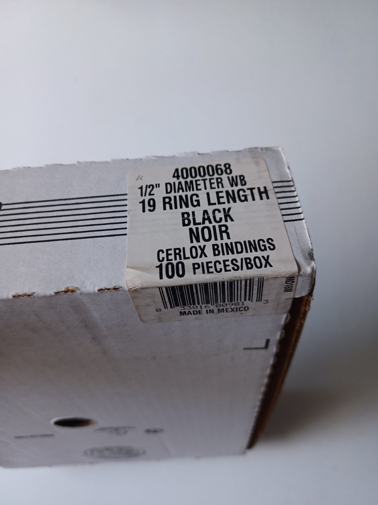 GBC Black .5in Presentation Bindings 100pc Box 19 Ring Length