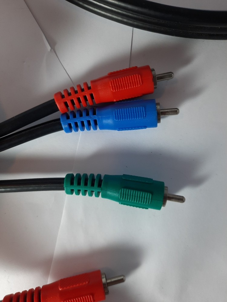 6 FT Component Video Cable, 3 RCA Black