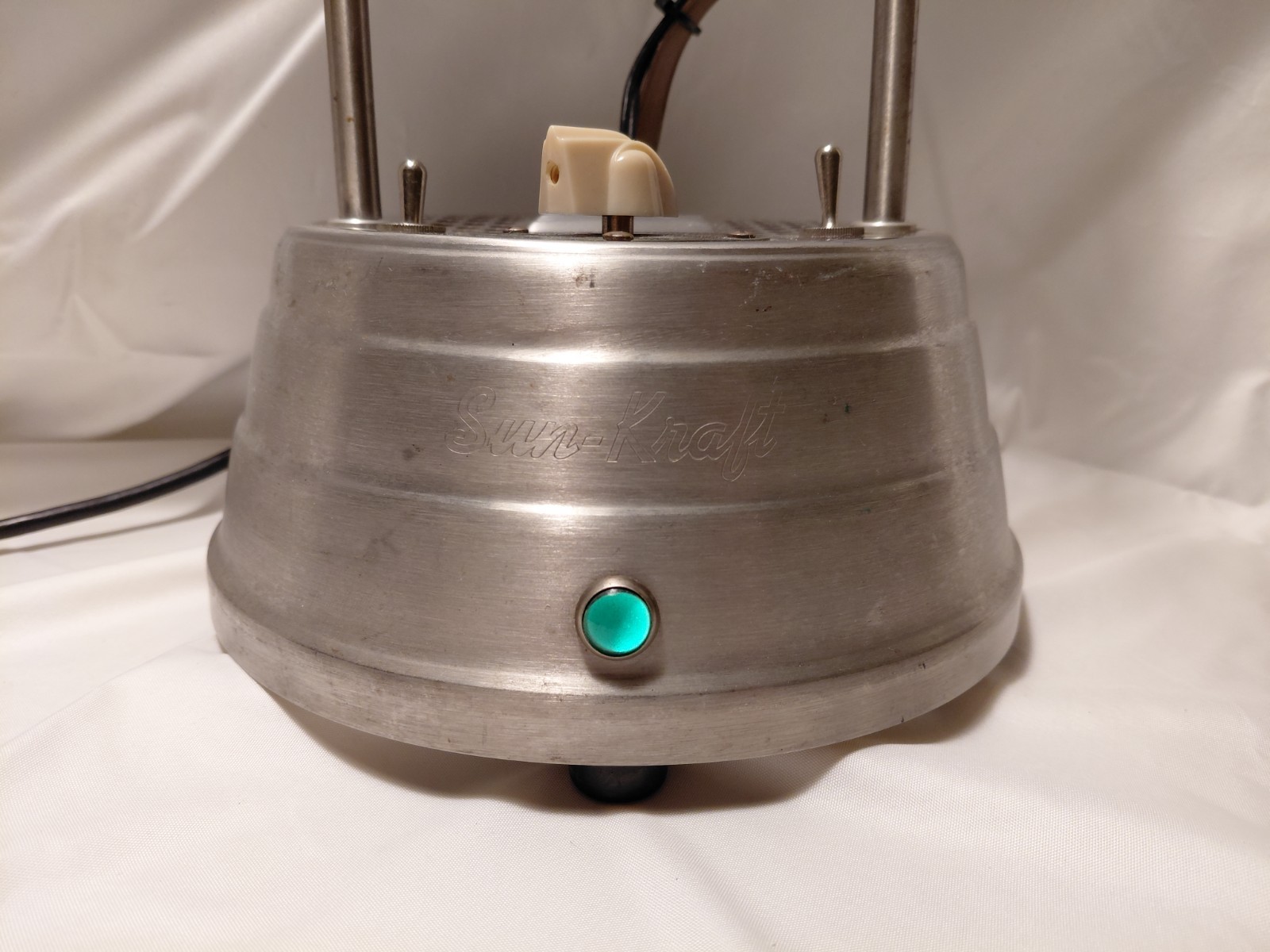 Vintage 1940's-1950's Sun Kraft Ultraviolet & Infrared Dual Bulb Medical Lamp