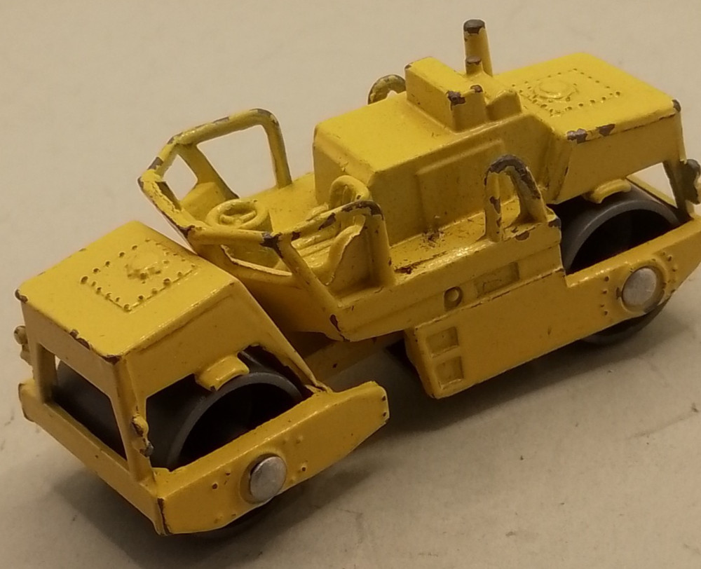 Unbranded yellow Road Roller