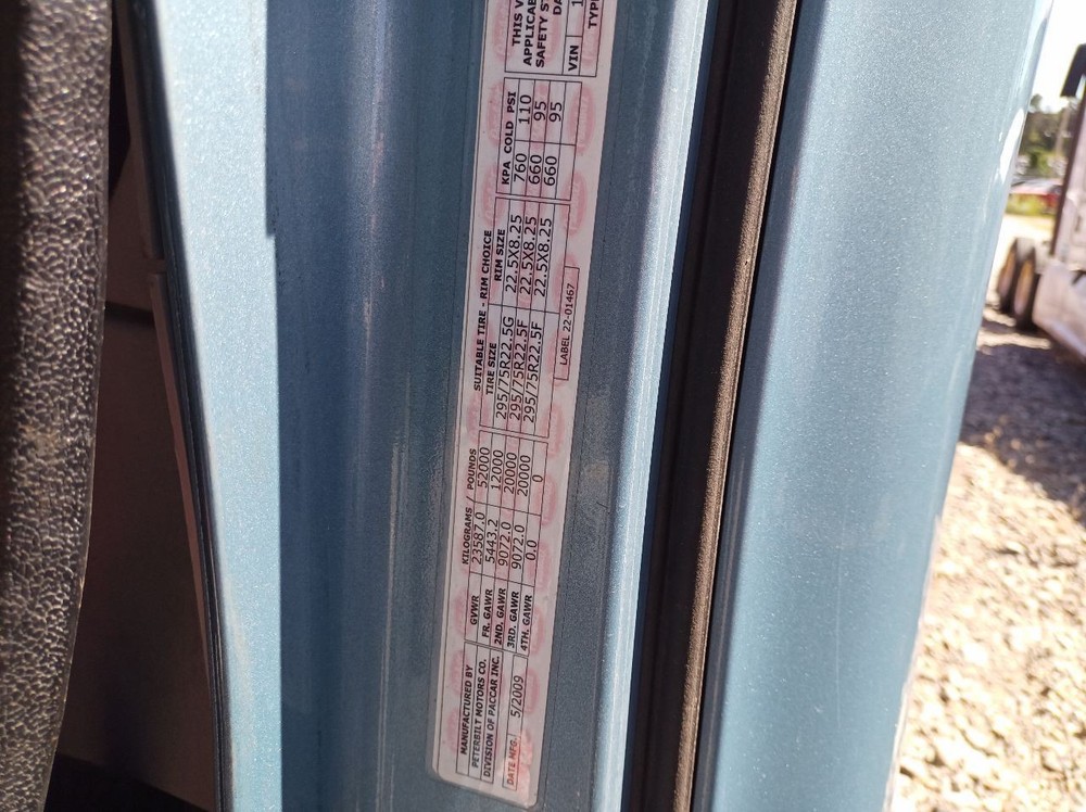 S64-6064M01 Peterbilt 2010 Speedometer Cluster (12144873