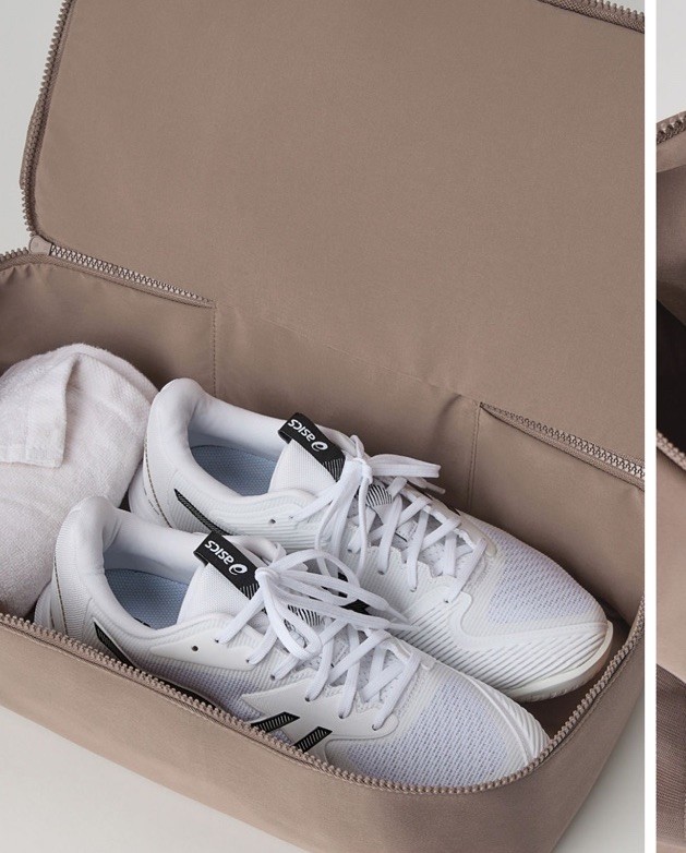 NWT Fabletics The Essential Gym Bag