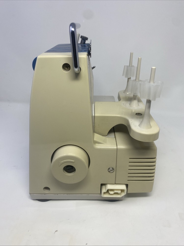 Singer Professional 14U12