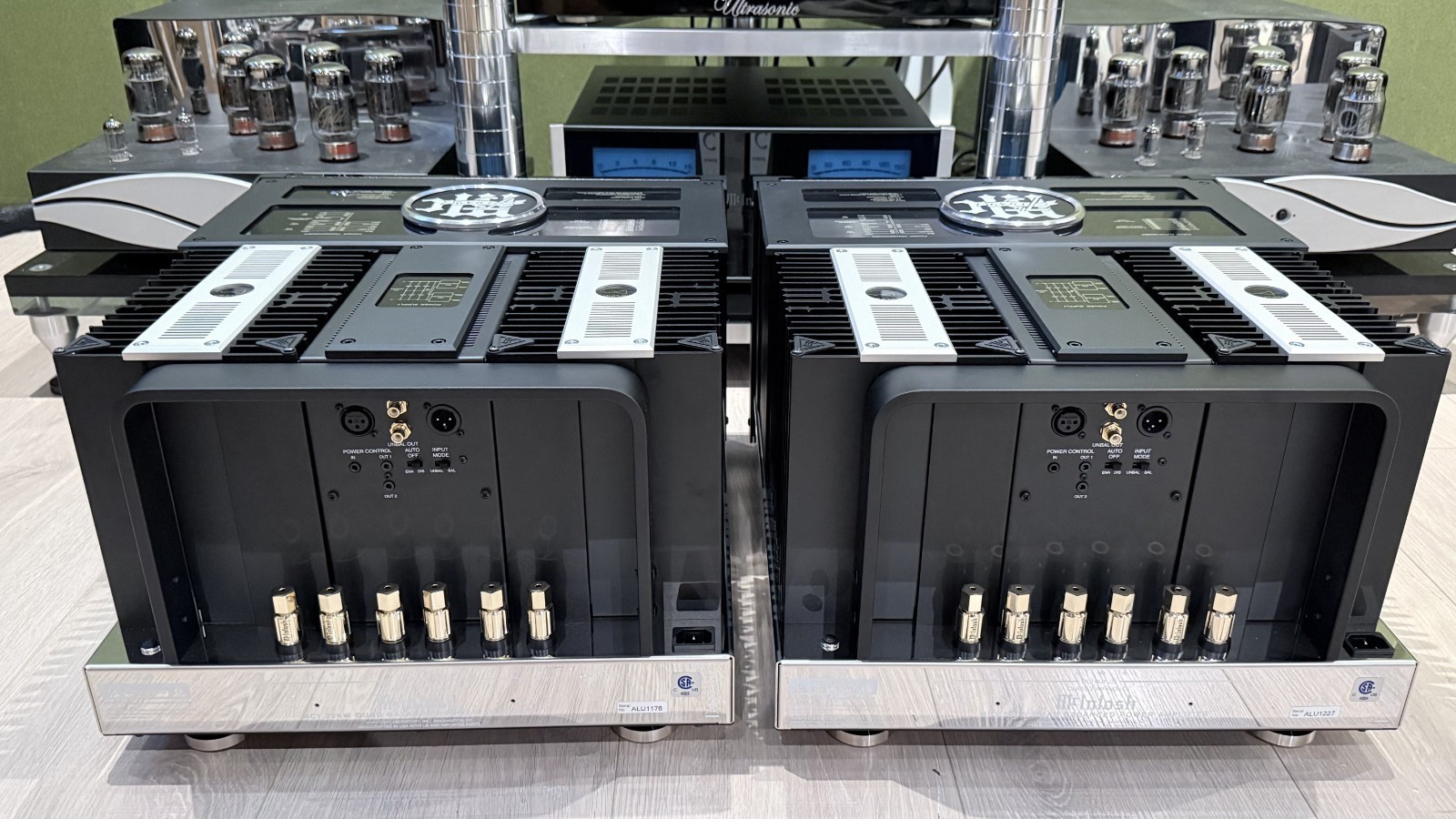 McIntosh MC1.25KW 75th Anniversary Monoblock Mono Amplifiers w Box & Manual MINT