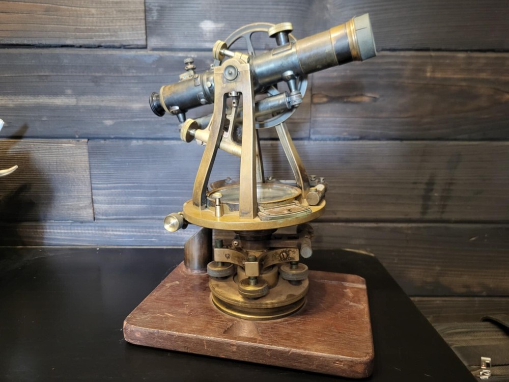 Keuffel & Esser Co. 1910 Twisted-Frame Transit #22887