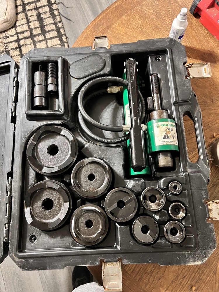 greenlee knockout set 1/2 - 4