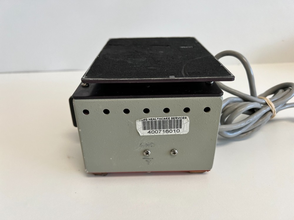F9: Becton Dickson Macro-Vue Card Test 51-II Shaker Mixer