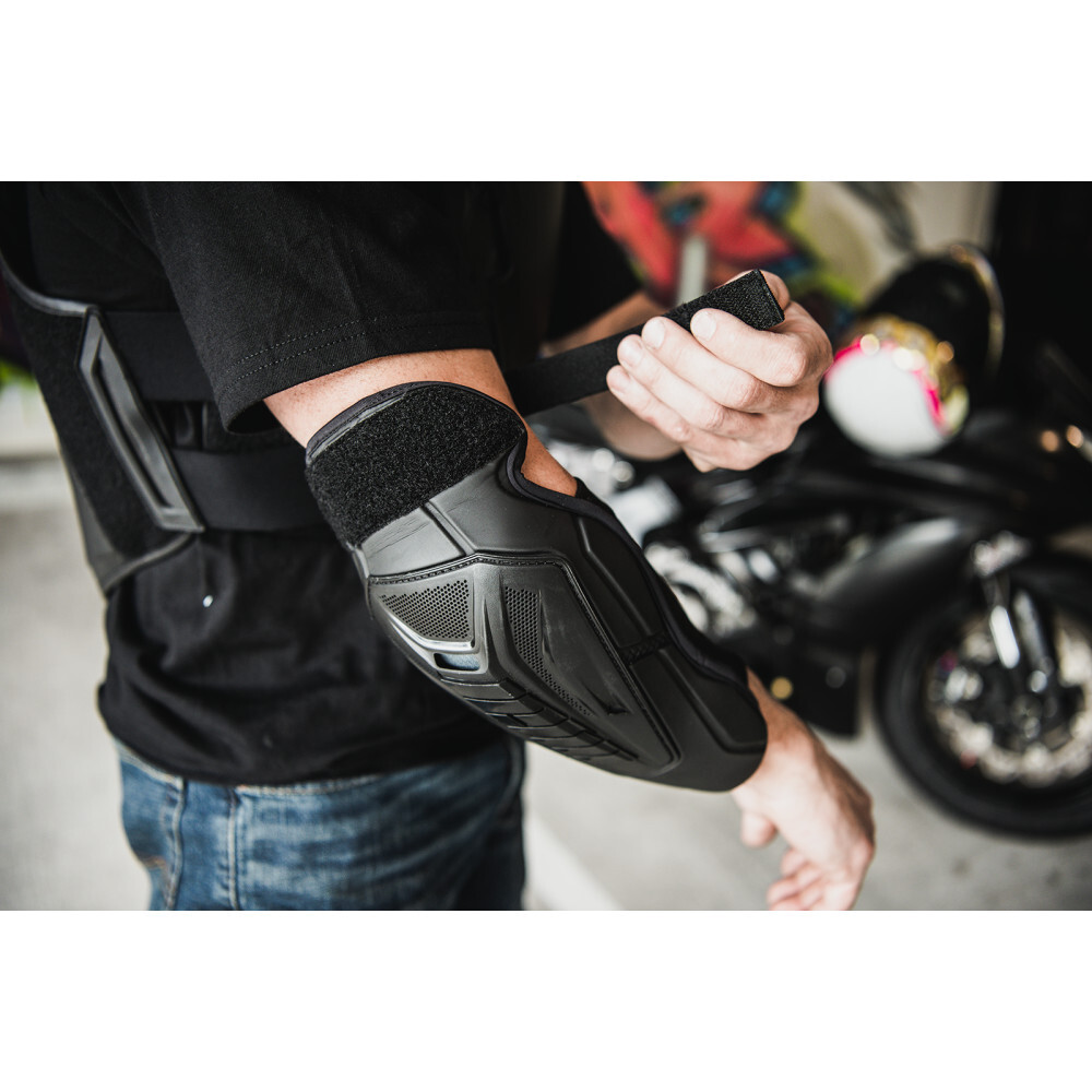 Icon Field Armor 3 Elbows - Black | Small/Medium