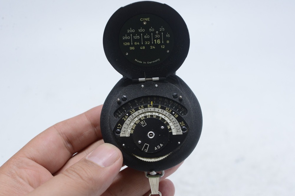 BERTRAM CHRONOS EXPOSURE LIGHT METER *ANTIQUE*