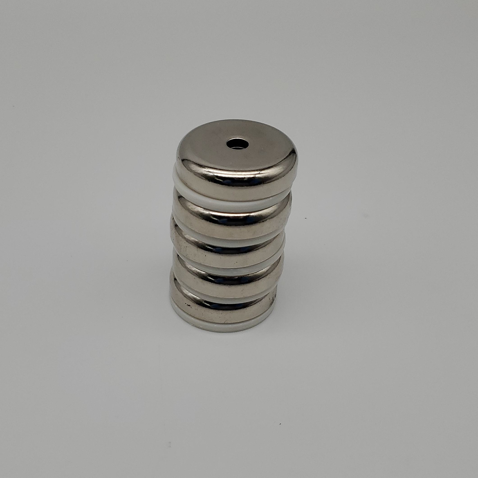 139LB Cup Magnets 1.5" Neodymium Holders 1.5" OD x 0.36" T 0.52" Hole Pack of 5