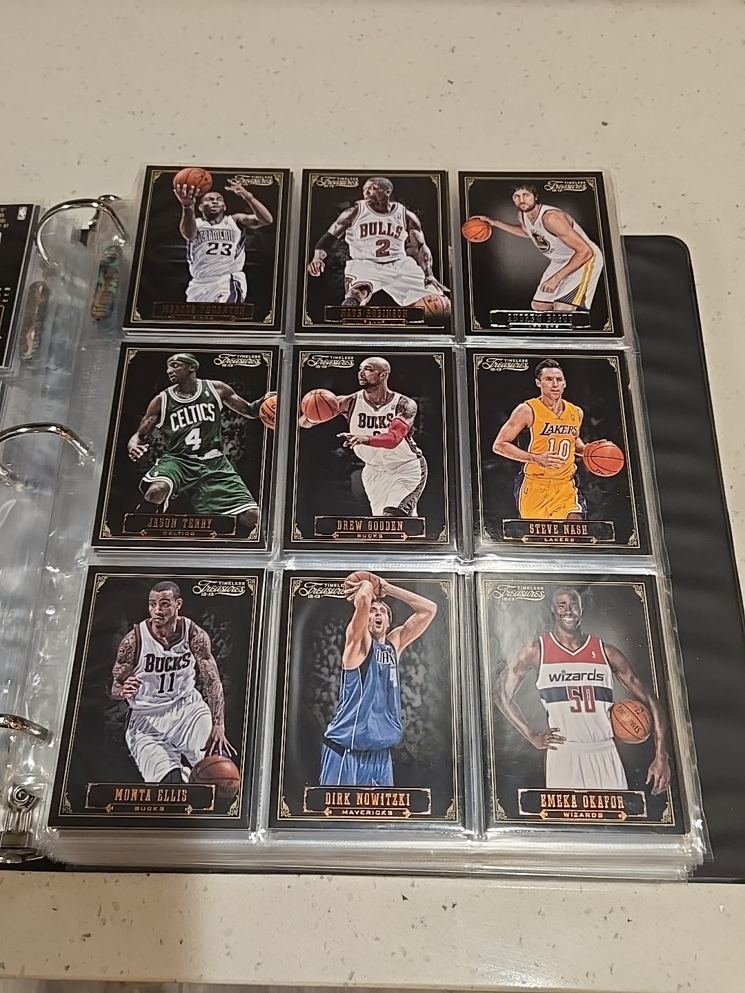 Panini Basketball lot of 450 basketball cards,,,