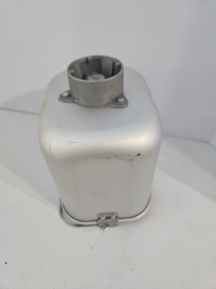 Sunbeam Model 5891 Bread Maker Machine Pan NO PADDLE Good Condition Replacement