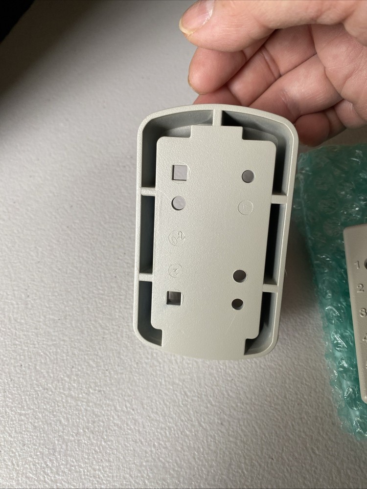 SUPRA Slimline Pushbutton Combination Metal Storage Key Vault Hide-a-Key