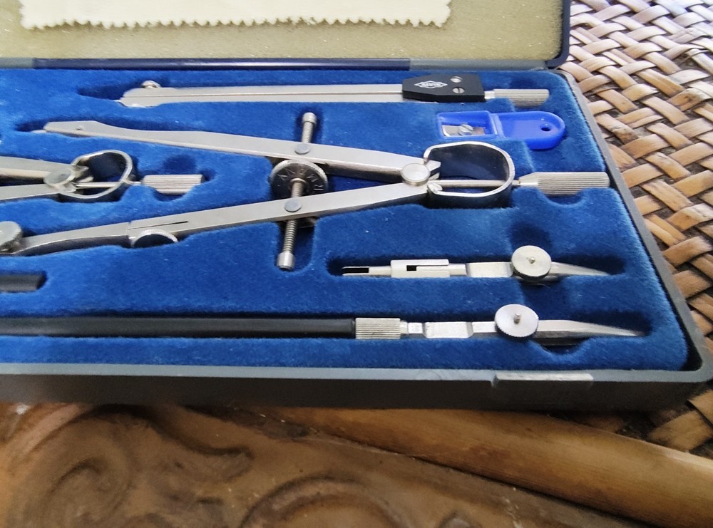Alvin Precision Drafting Set 995b 1970s