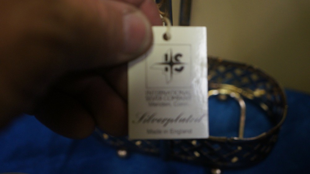 INTERNATIONAL SILVER GLASS POURER SET WITH COPPER LIDS SILVERPLATED CARRIER USED