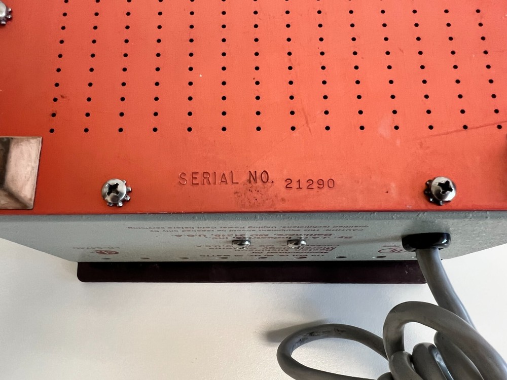 F9: Becton Dickson Macro-Vue Card Test 51-II Shaker Mixer
